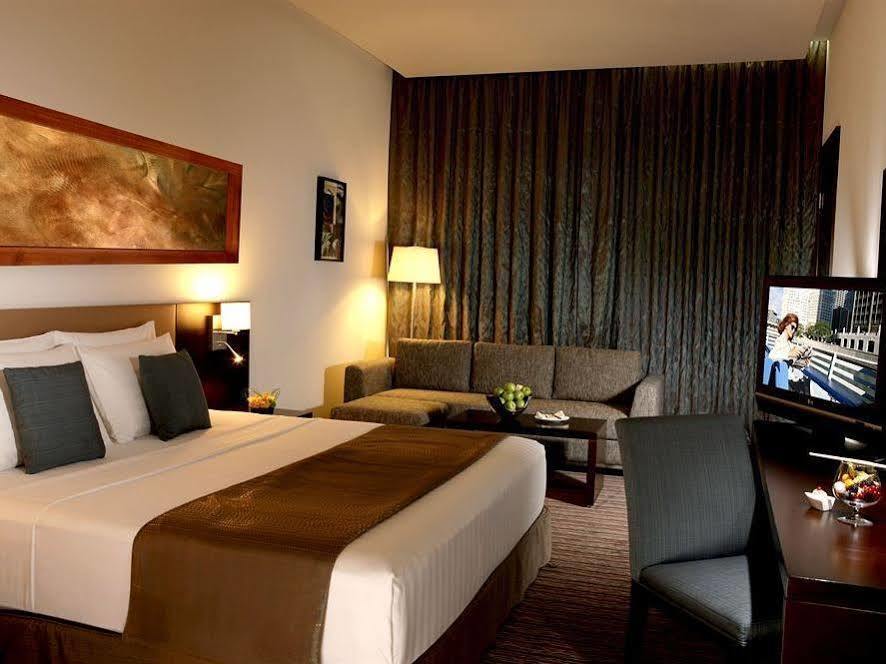 Safir Hotel Dauhá Exteriér fotografie